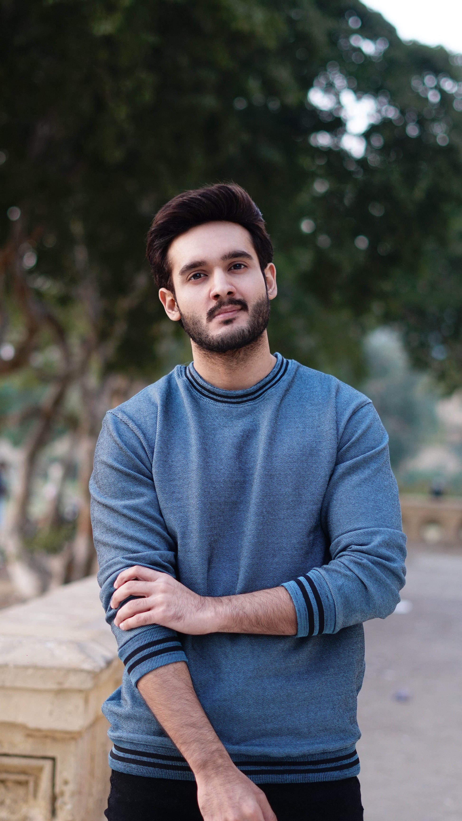 Blue textured sweater man in blue cotton fleece - The Divine Shop
