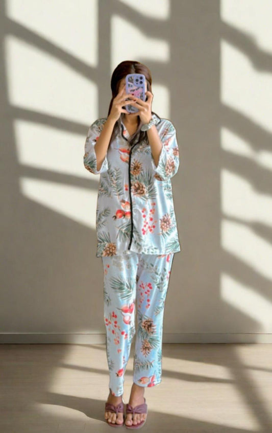 Elegent White Floral Night wear PJs in quater sleeves - The Divine Shop